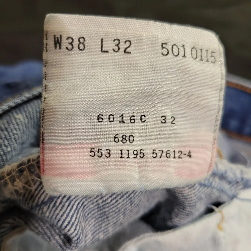 VTG Levis 501 Jeans Mens 36x32(Tag 38) Made in USA 1995 Blue Denim Button Fly